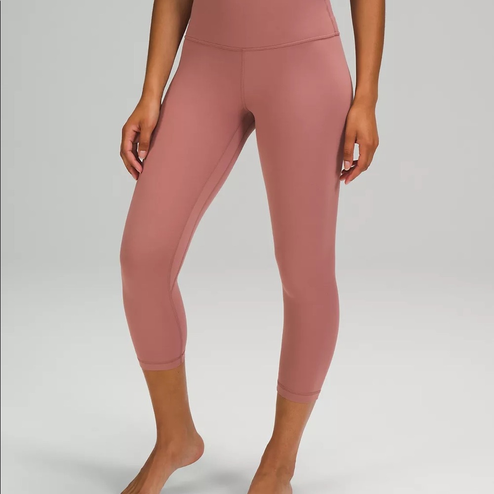 Lululemon 21” Align Crops